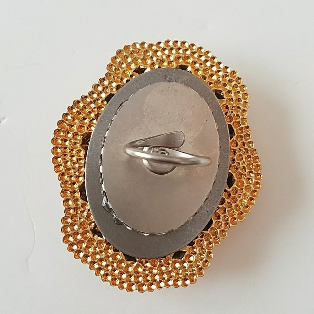 GASOLINE GLAMOUR bubbles cab RING - Picture 3 of 5